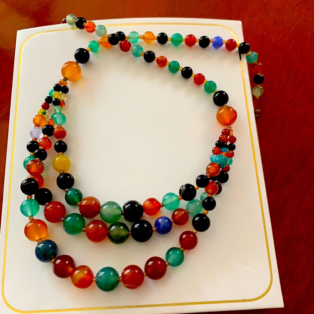 Colorful agate necklace